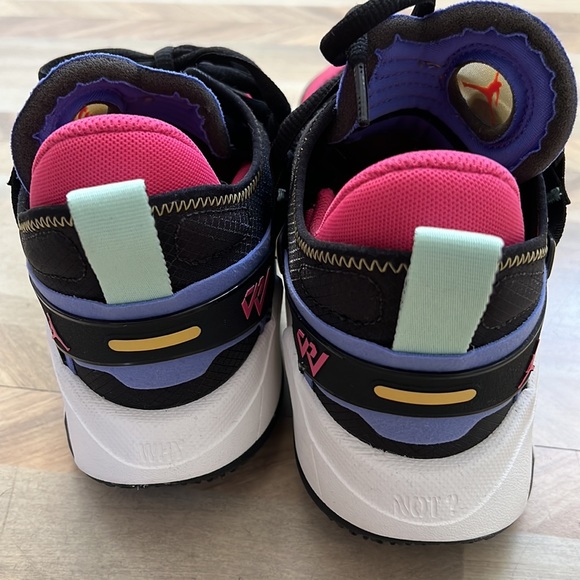 Men’s Jordan Size9.5 - Picture 3 of 4